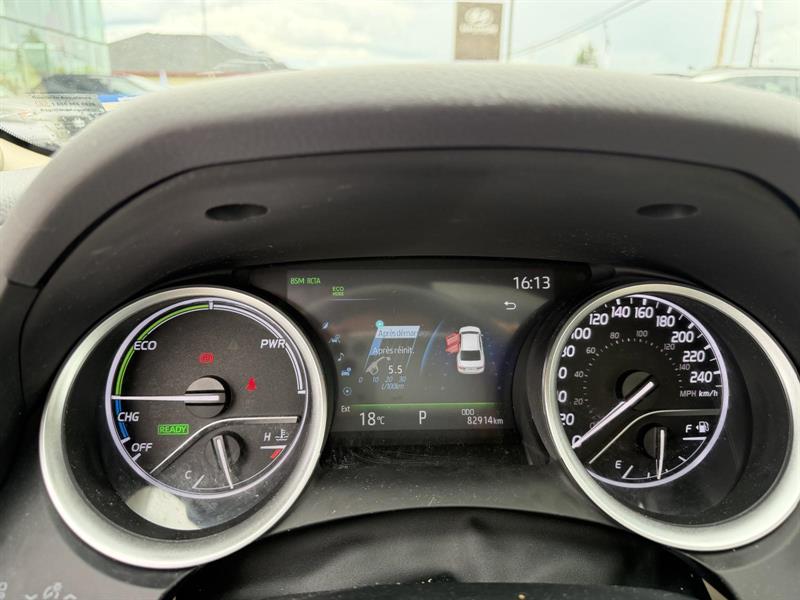 toyota Camry 2022 - 16
