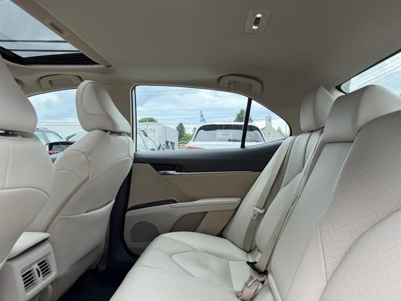 toyota Camry 2022 - 24