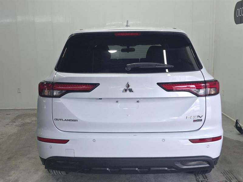 mitsubishi Outlander 2024 - 2
