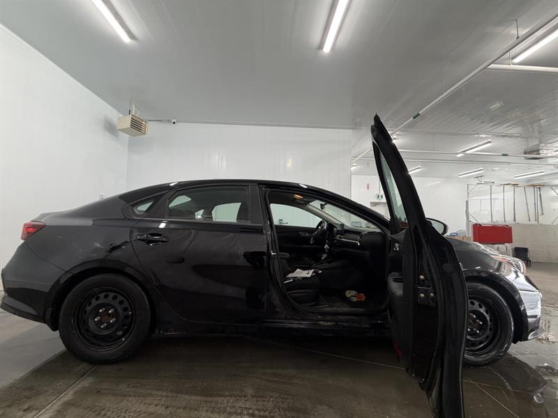kia Forte 2021 - 9