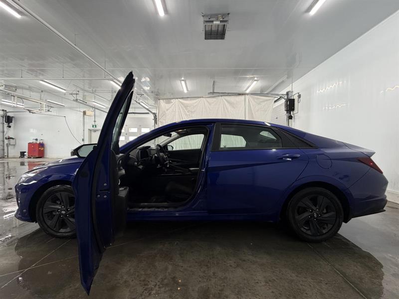 hyundai Elantra 2022 - 3