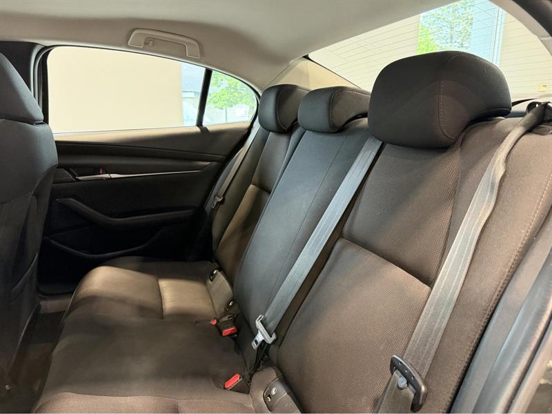 mazda Mazda3 2022 - 8