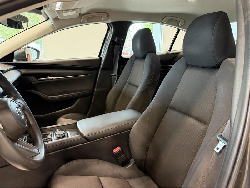 mazda Mazda3 2022 - 9