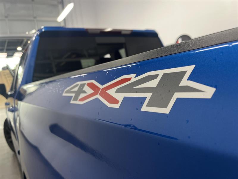 chevrolet Silverado 1500 2024 - 24