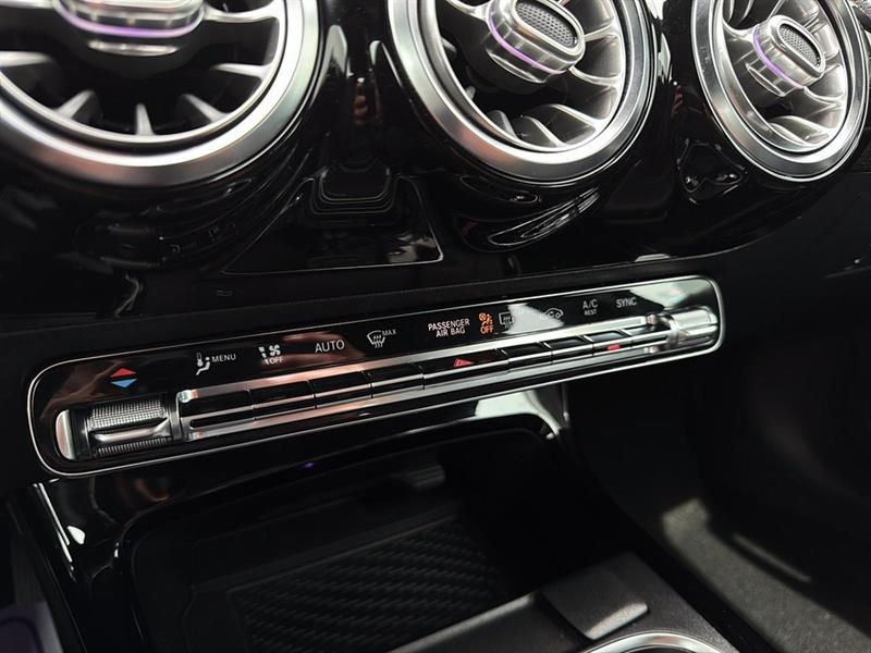 mercedes-benz A-Class 2020 - 39