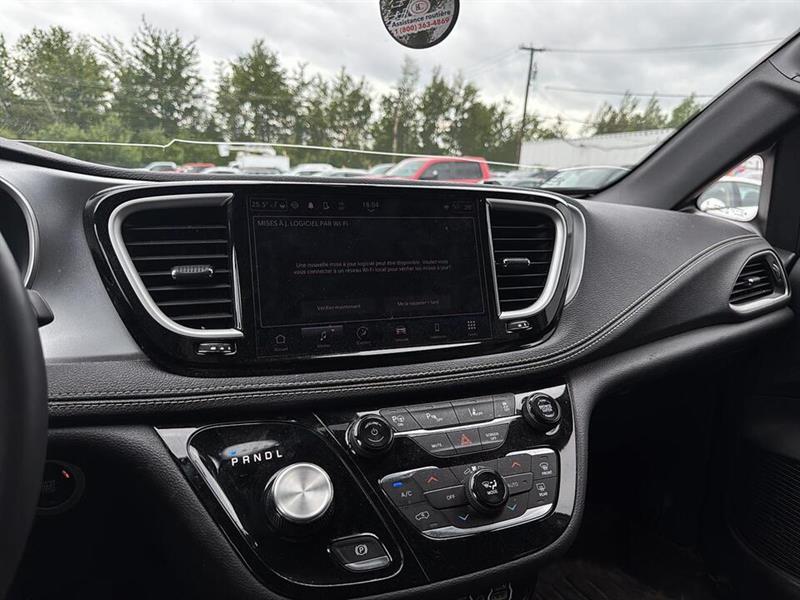 chrysler Pacifica 2023 - 8