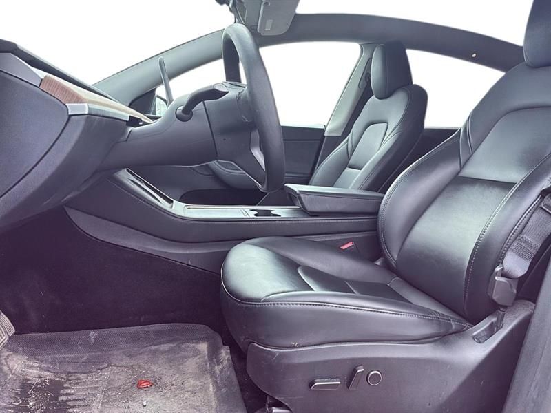tesla Model Y 2024 - 9