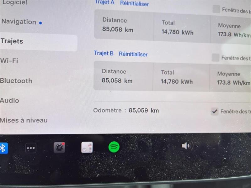 tesla Model Y 2024 - 12