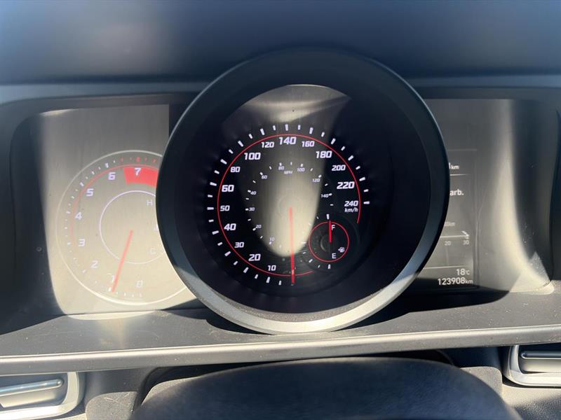 hyundai Elantra 2022 - 13