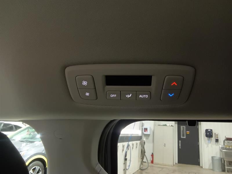 kia Carnival 2024 - 36