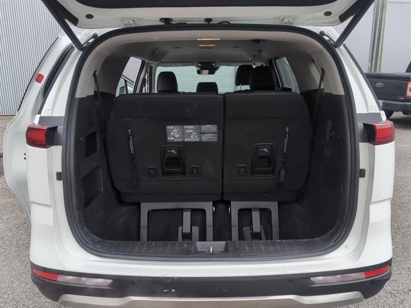 kia Carnival 2023 - 9