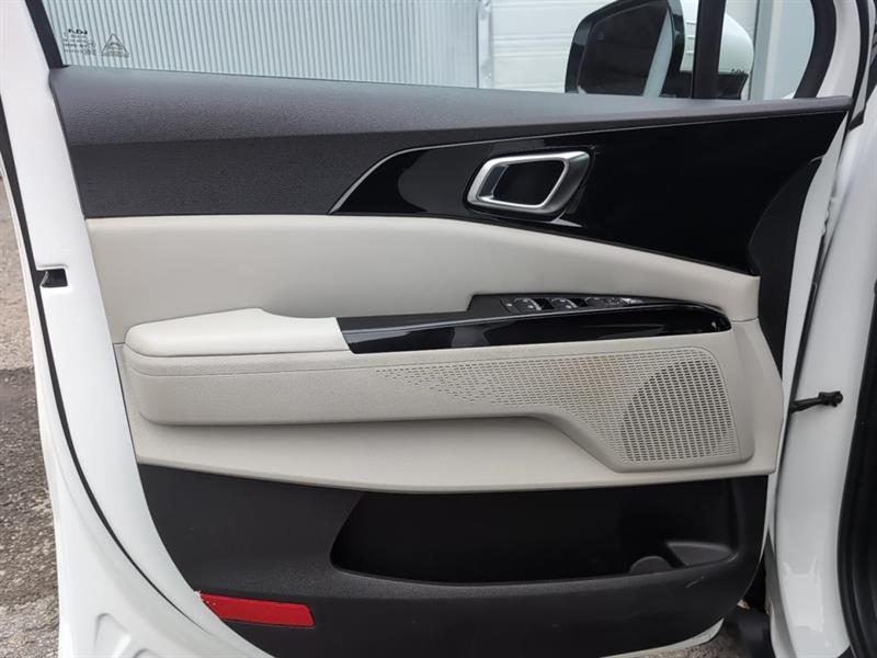 kia Carnival 2023 - 16