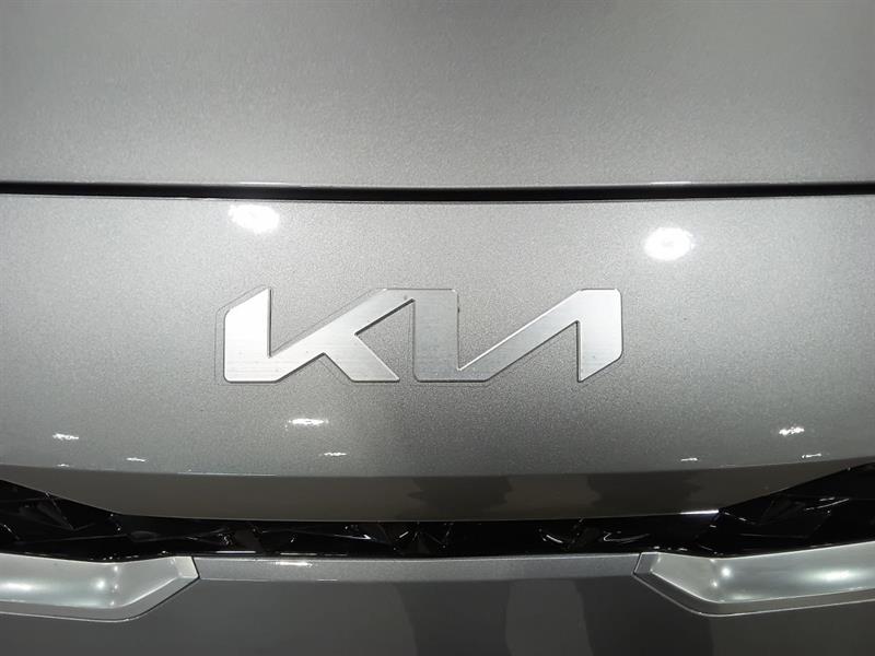 kia Forte 2023 - 11