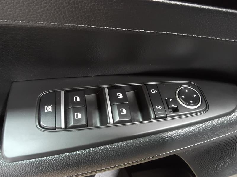 kia Forte 2023 - 26