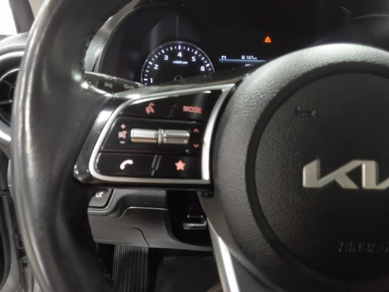 kia Forte 2023 - 34