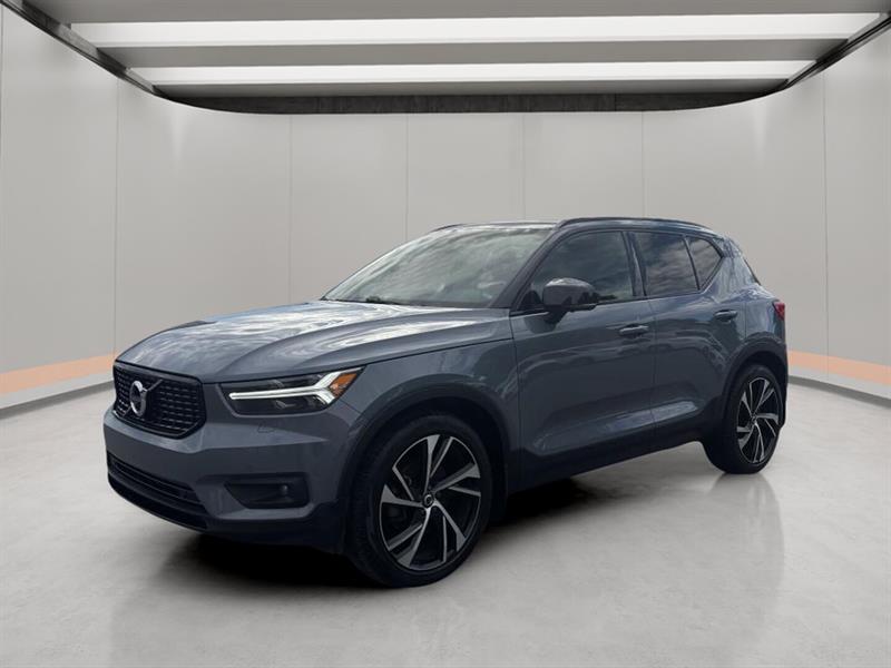 volvo XC40 2022