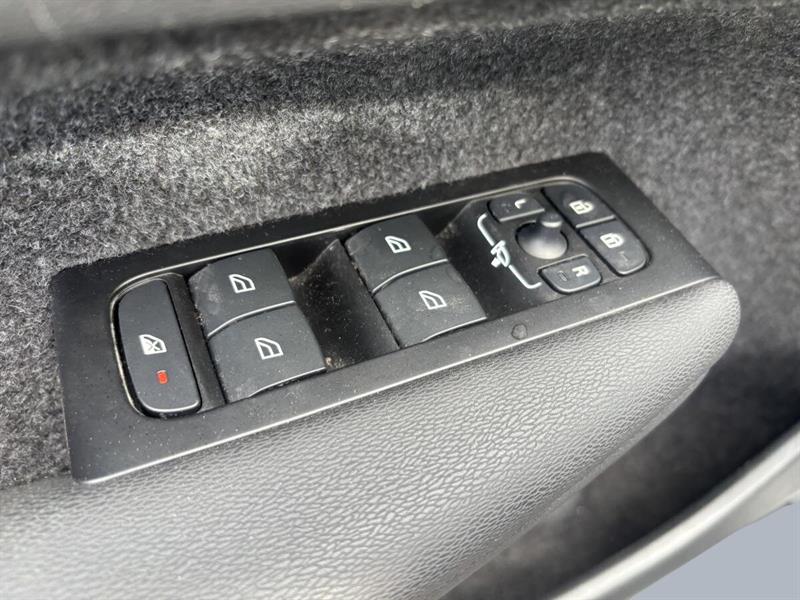 volvo XC40 2022 - 8