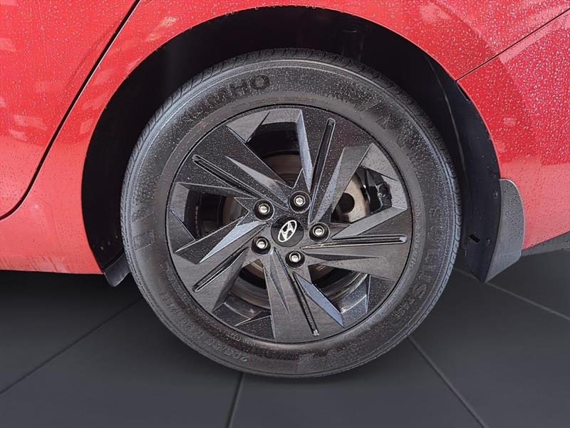 hyundai Elantra 2022 - 26