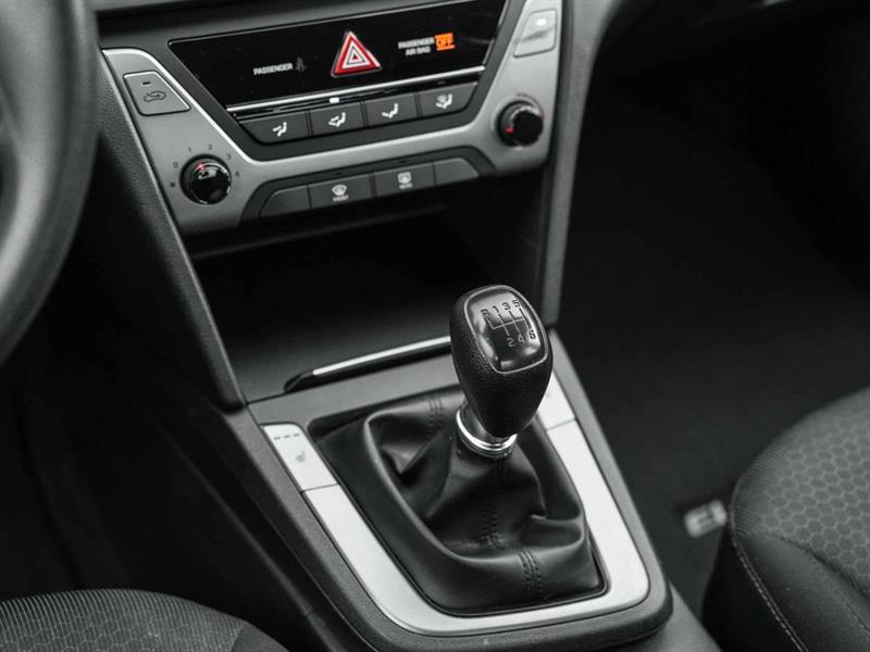 hyundai Elantra 2017 - 18