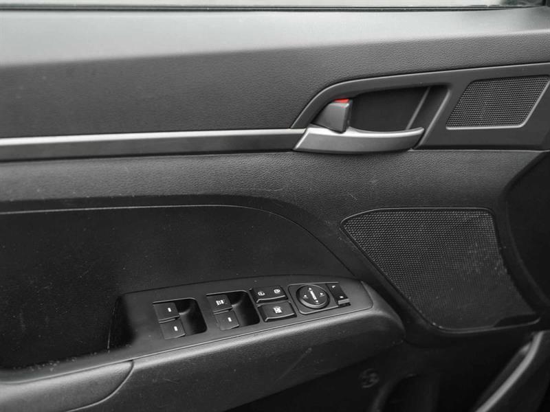 hyundai Elantra 2017 - 21