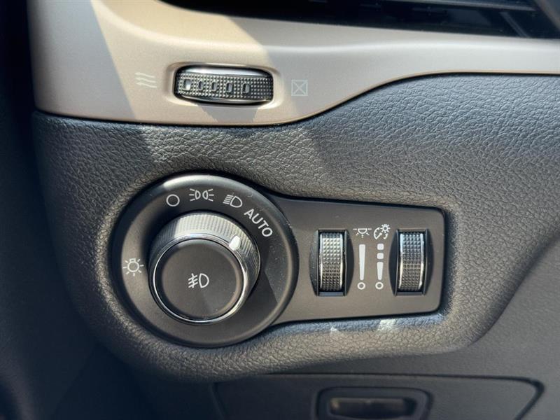 jeep Cherokee 2015 - 28