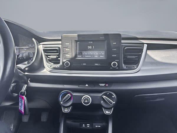 kia Rio 5 portes 2018 - 14