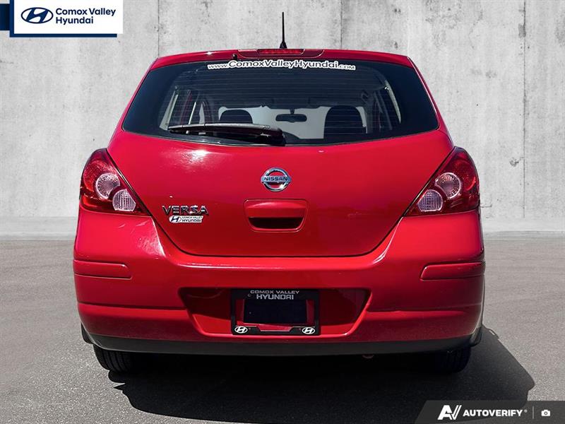 nissan Versa 2011 - 5