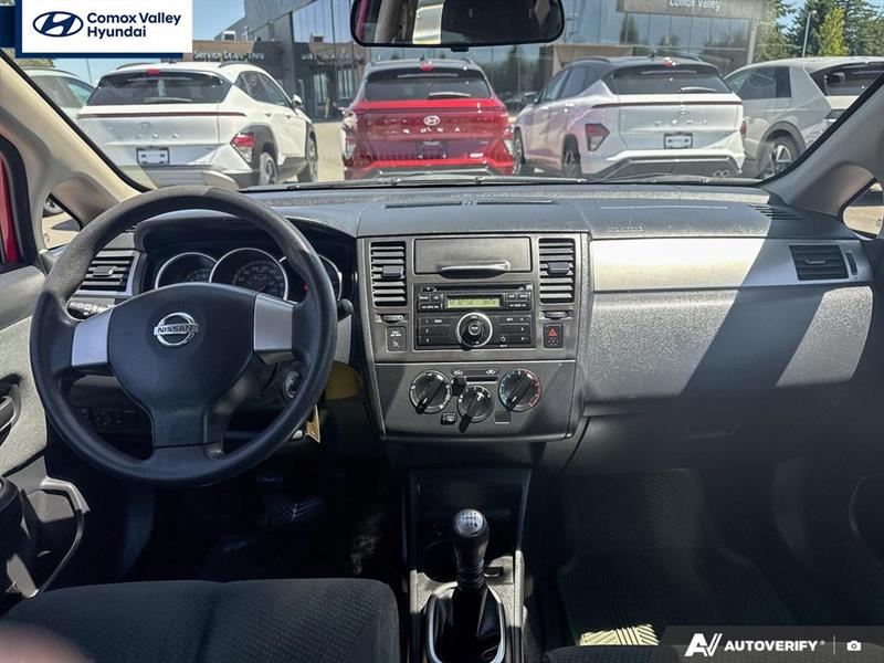 nissan Versa 2011 - 13