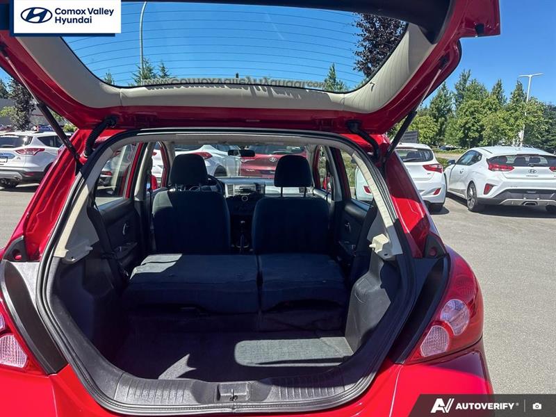 nissan Versa 2011 - 22
