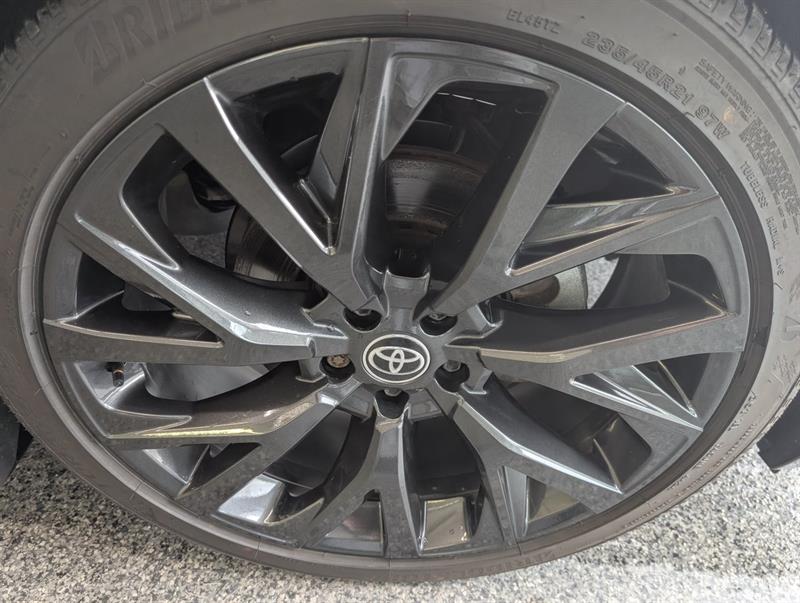 toyota Crown Signia 2025 - 25