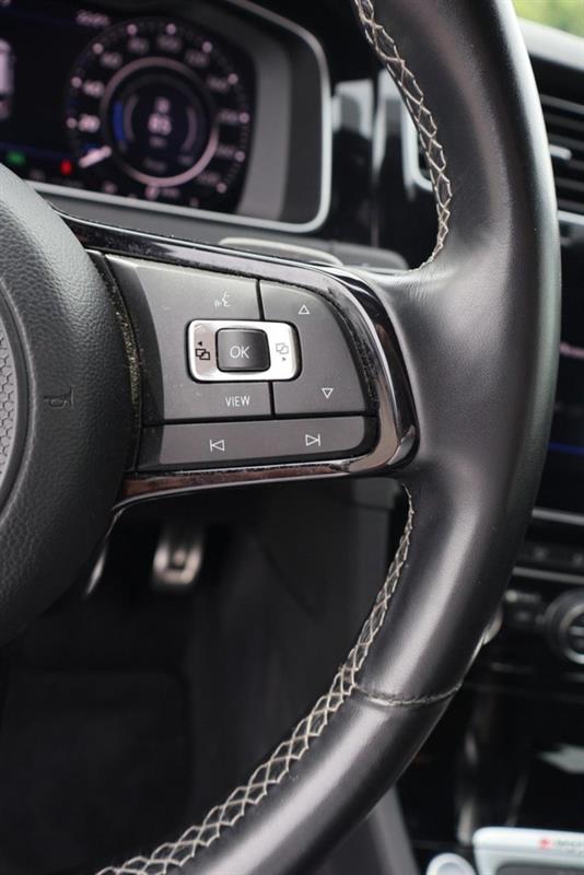 volkswagen Golf R 2019 - 11
