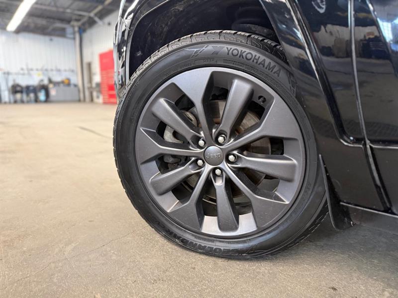 jeep Cherokee 2019 - 12