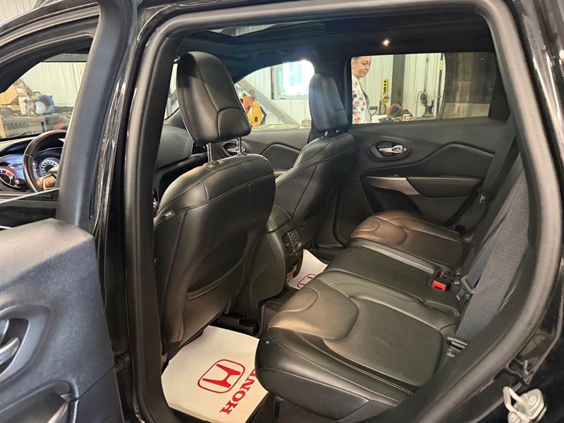 jeep Cherokee 2019 - 40