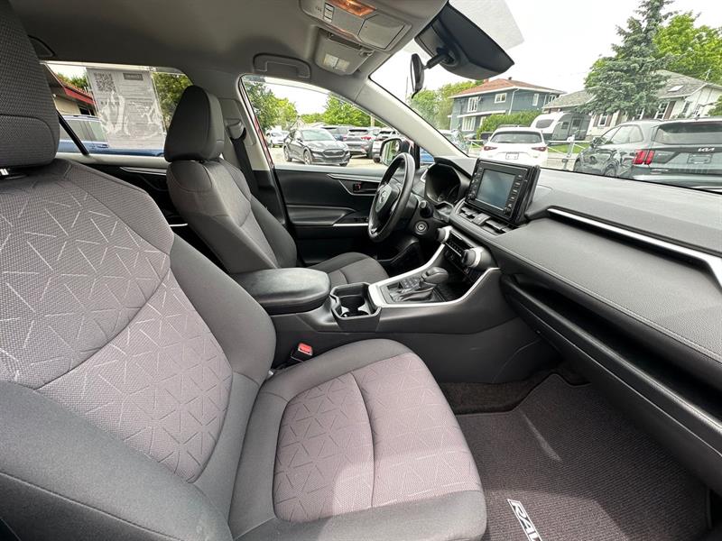 toyota RAV4 2019 - 12