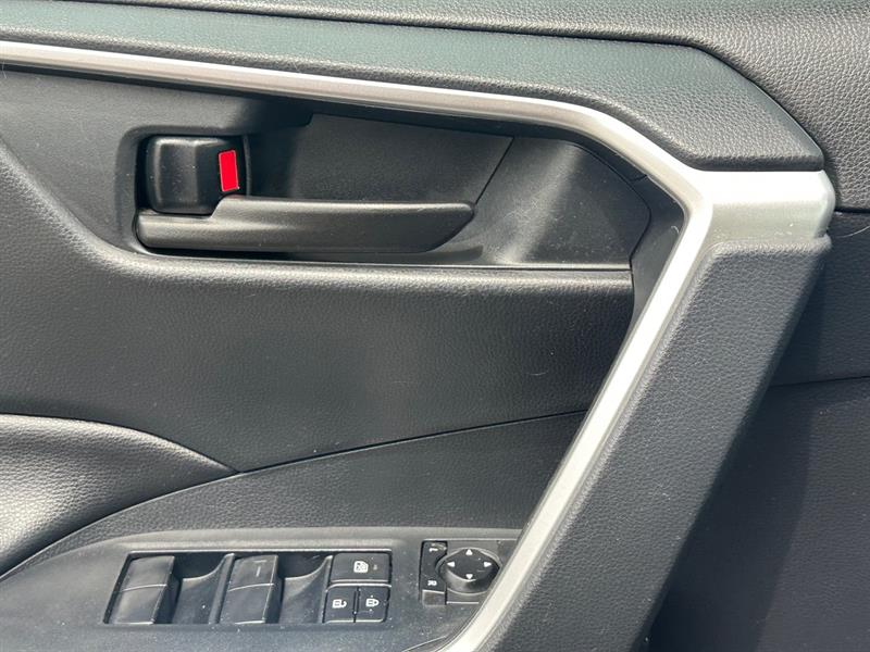 toyota RAV4 2019 - 18