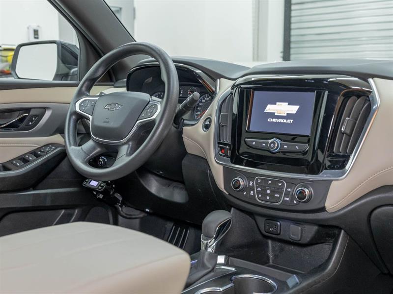 chevrolet Traverse 2022 - 25
