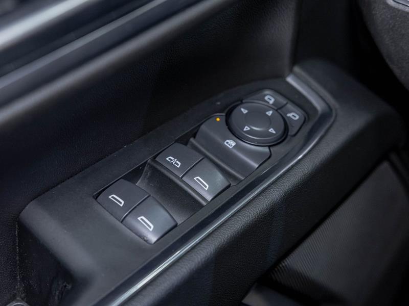 chevrolet Silverado 1500 2025 - 28