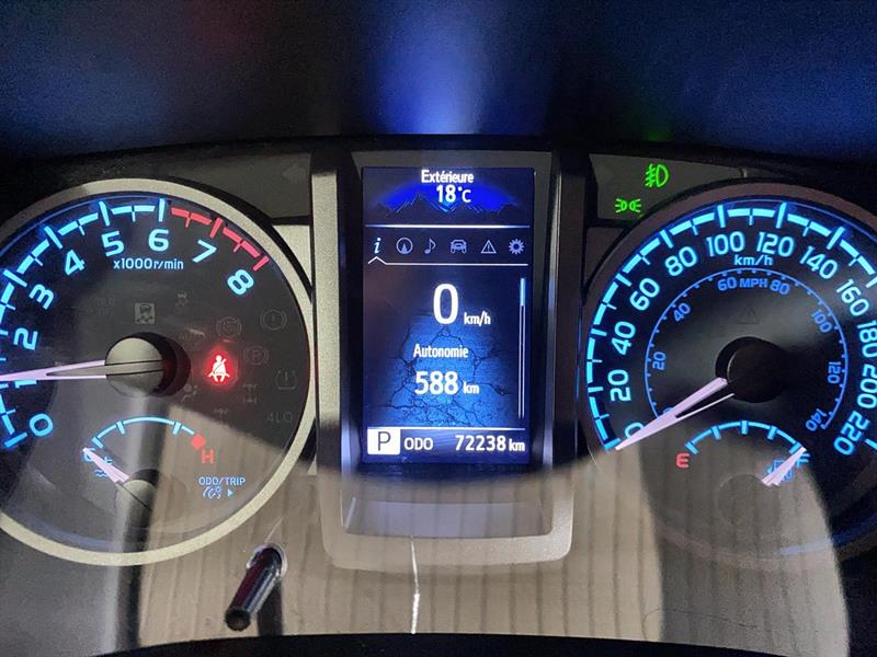 toyota Tacoma 2023 - 16