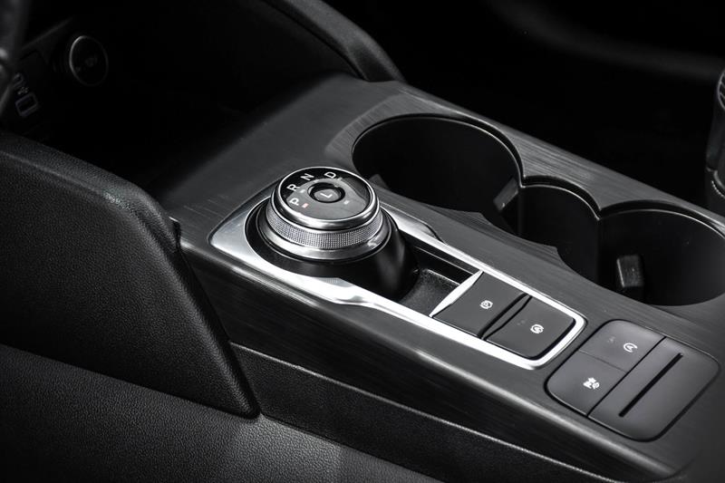 ford Escape 2021 - 28