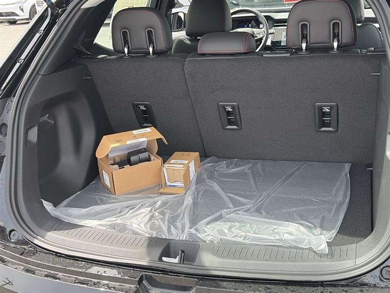 chevrolet Bolt 2027 - 31