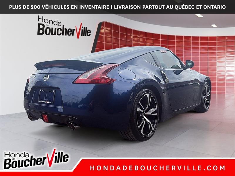 nissan 370Z Coupe 2019 - 9
