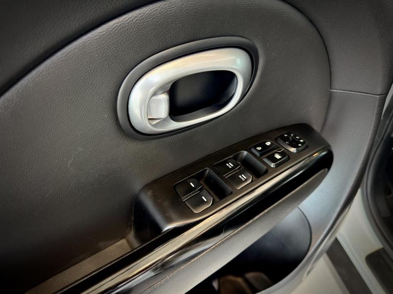 kia Soul 2016 - 29