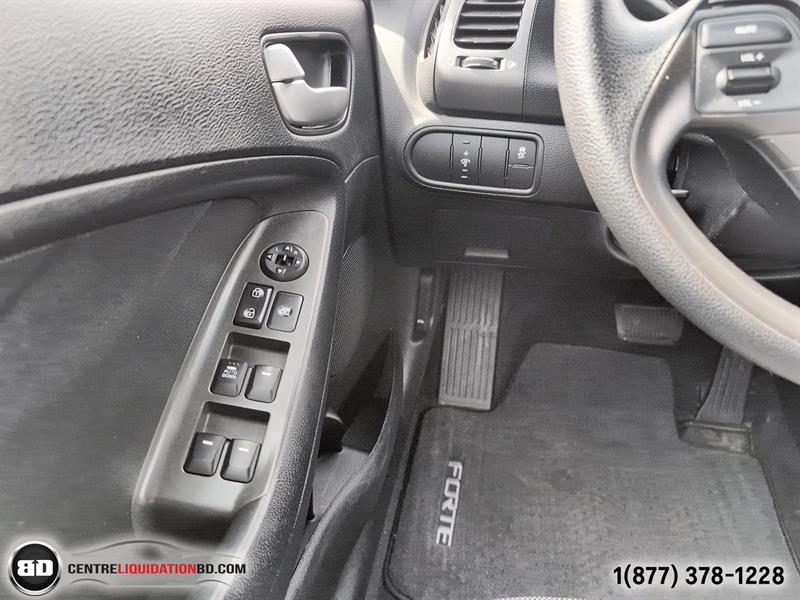 kia Forte 2018 - 17