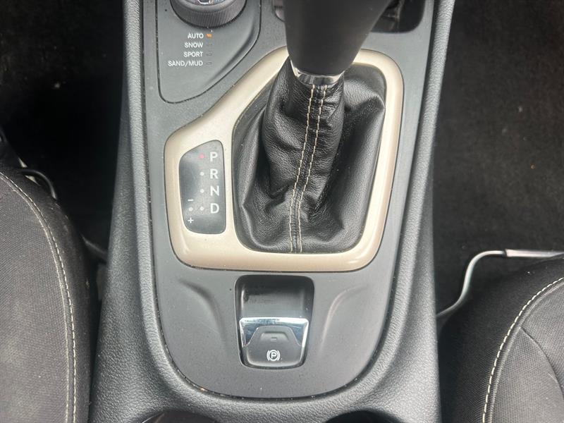 jeep Cherokee 2015 - 11