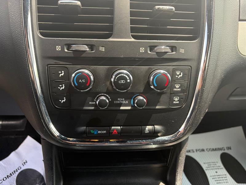 dodge Grand Caravan 2016 - 11