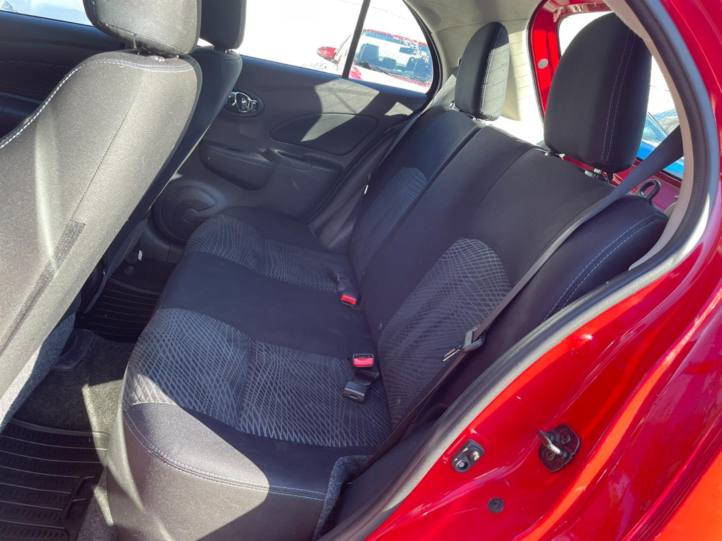 nissan Micra 2019 - 9