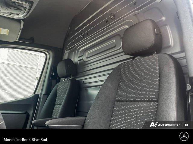 mercedes-benz Sprinter Crew Van 2026 - 10
