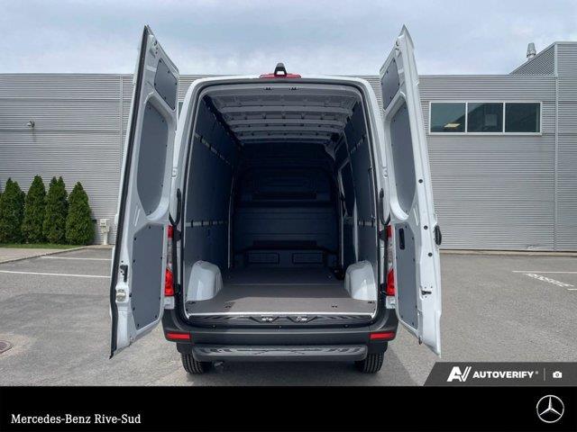 mercedes-benz Sprinter Crew Van 2026 - 15