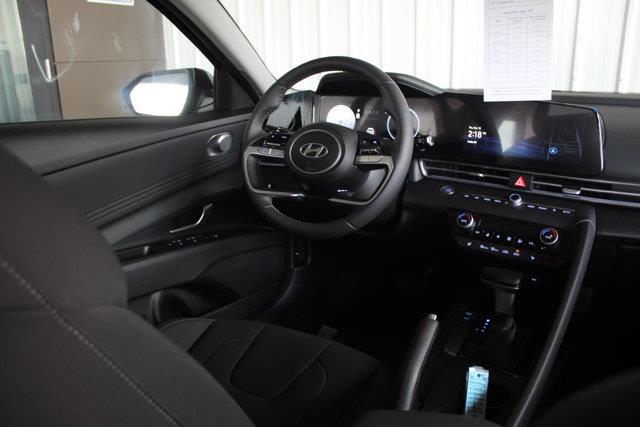 hyundai Elantra 2026 - 12