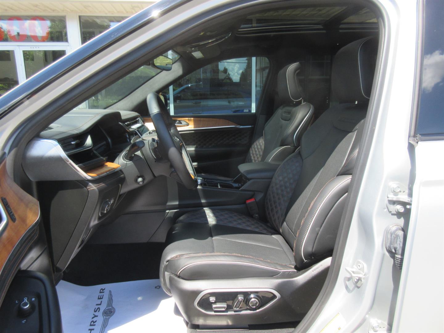 jeep Grand Cherokee L 2025 - 20